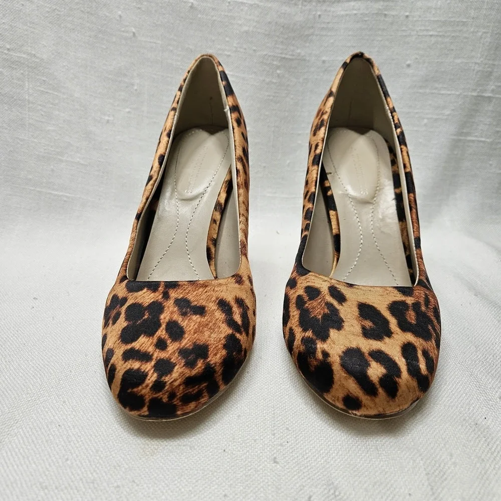 Woolworths Pumps Womens 5 Tan Leopard Animal Print Lucite Clear Block Heel Shoes